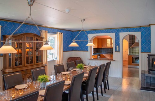 Tranas House | 320 m² House ∙ 6 bedrooms ∙ 12 guests