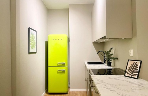 Oslo City Centre Apartment | 4 bed riverside apt