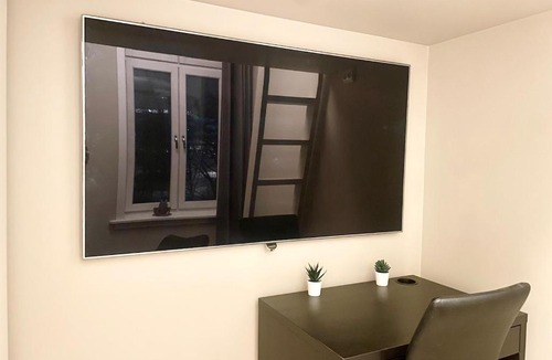 Oslo City Centre Apartment | 4 bed riverside apt