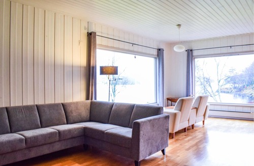 Fitjar House | 4 bedroom accommodation in Fitjar