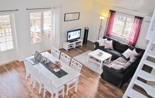 Arjang House | 4 Bedroom Amazing Home In Årjäng