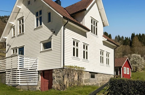 Suldal House | 4 bedroom amazing home in Erfjord