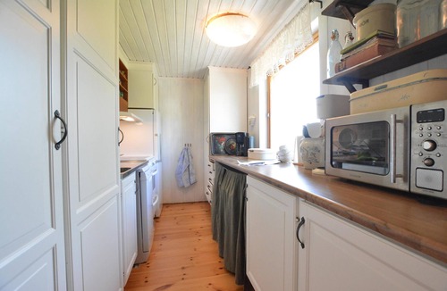 Vallda House | 4 bedroom apartment in Vallda