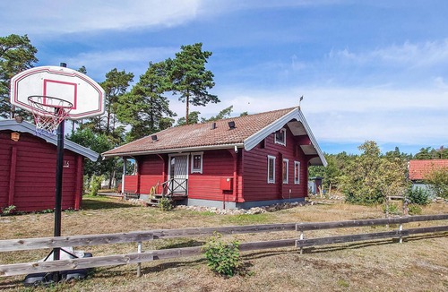 Morbylanga House | 4 bedroom awesome home in Mörbylånga