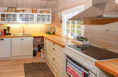 Sykkylven House | 4 bedroom awesome home in Sykkylven