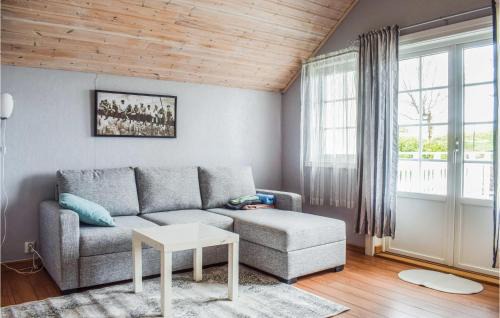 Sveio House | 4 Bedroom Awesome Home In Valevåg