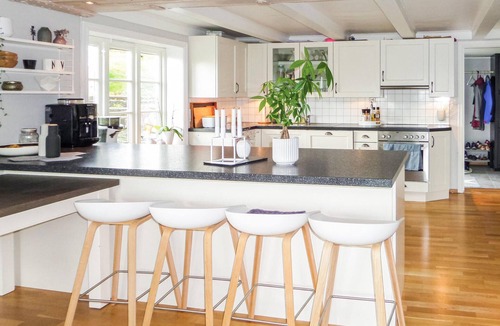Sveio House | 4 bedroom awesome home in Valevåg