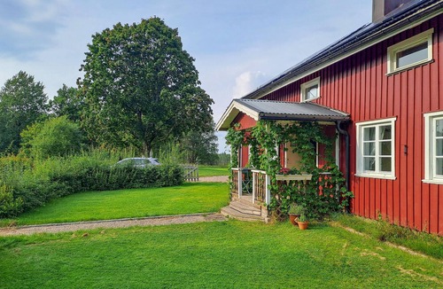 Oxaback House | 4 bedroom awesome home in öxabäck