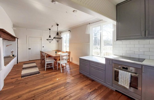 Stromsnasbruk House | 4 bedroom awesome home in Strömsnäsbruk