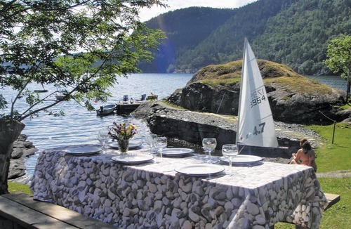 Fusa House | 4 bedroom beautiful home in Nordtveitgrend