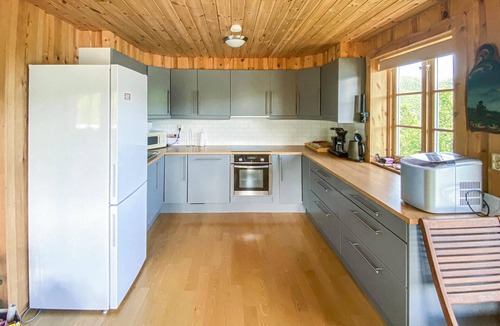 Brekke House | 4 bedroom beautiful home in Bjordal