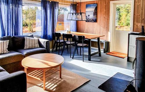 Arendal House | 4 Bedroom Beautiful Home In Kongshavn