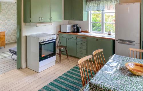 Vimmerby House | 4 Bedroom Beautiful Home In Vimmerby