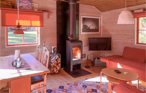 Aahus House | 4 Bedroom Cozy Home In Åhus