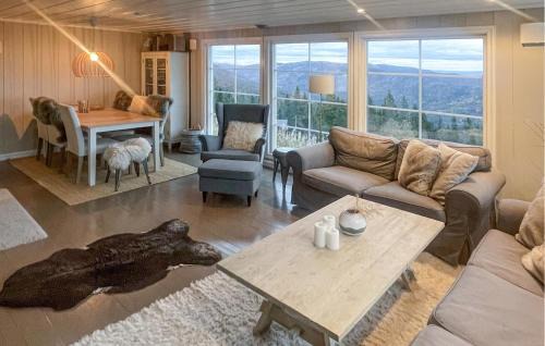 B House | 4 Bedroom Cozy Home In Bø I Telemark