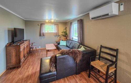 Bokn House | 4 Bedroom Cozy Home In Bokn