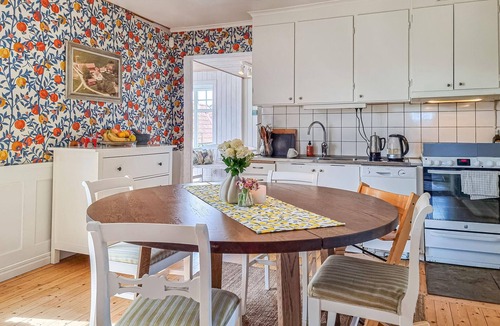 Grastorp House | 4 bedroom cozy home in Flo