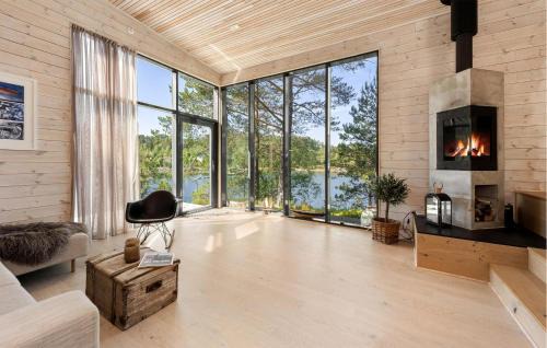 Skodje House | 4 Bedroom Cozy Home In Skodje