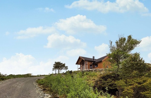 Sveio House | 4 bedroom cozy home in Sveio