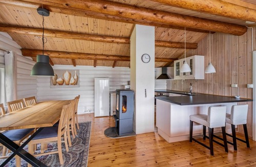 Tingvoll House | 4 bedroom cozy home in Meisingset