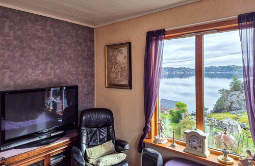Bomlo House | 4 bedroom gorgeous home in Urangsvåg