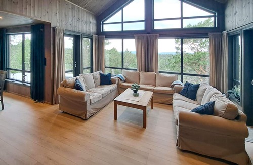 Dølemo House | 4 bedroom lovely home in Dølemo