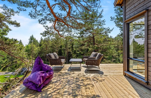 Risor House | 4 bedroom lovely home in Risør