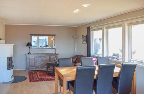 Utaker House | 4 Bedroom Lovely Home In Skånevik