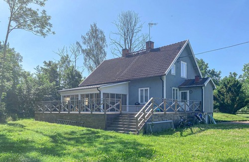 Monsteras House | 4 bedroom pet friendly home in Lilla Forsa