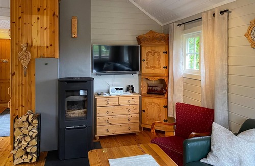 Aure House | 4 bedroom pet friendly home in Tustna