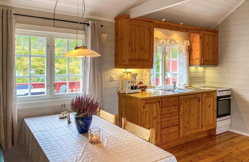 Aure House | 4 bedroom pet friendly home in Tustna