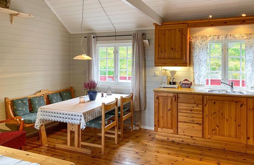 Aure House | 4 bedroom pet friendly home in Tustna