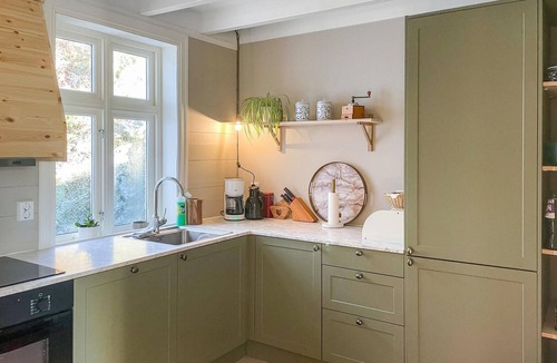 Lykling House | 4 bedroom stunning home in Finnås