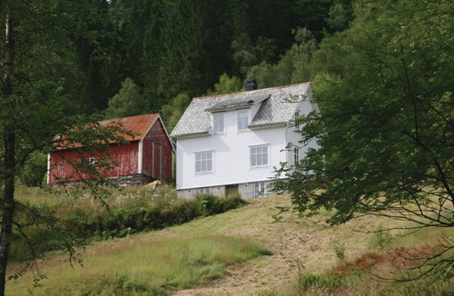 Fjaler House | 4 bedroom stunning home in Flekke