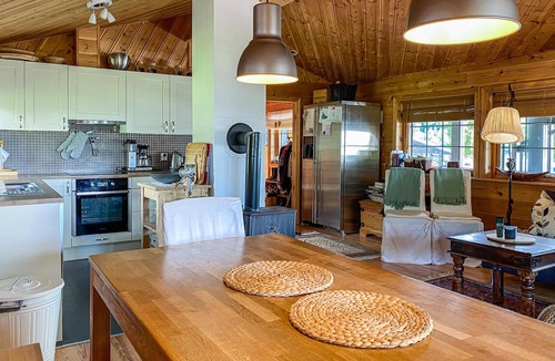 Stavang House | 4 bedroom stunning home in Stavang