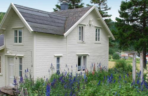 Dyroy Municipality House | 4 person holiday home in Skatvik-By Traum