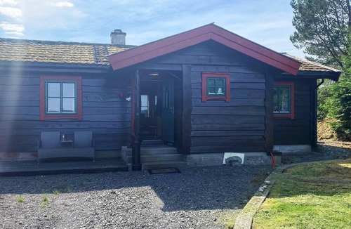 Askoy House | 4 person holiday home in Kjerrgarden