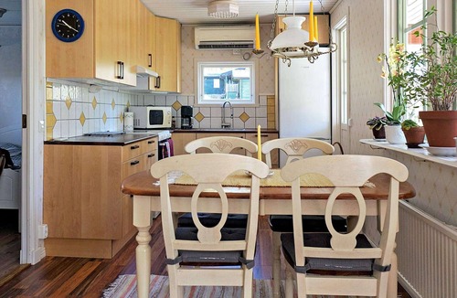 Muberg House | 4 person holiday home in Färgelanda