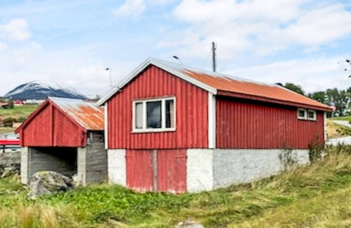 Nesset House | 4 person holiday home in Eresfjord-By Traum