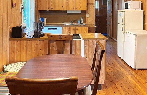 Vinnes House | 4 person holiday home in Reksteren