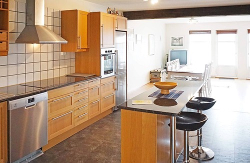 Kungshamn House | 4 person holiday home in KUNGSHAMN-By Traum