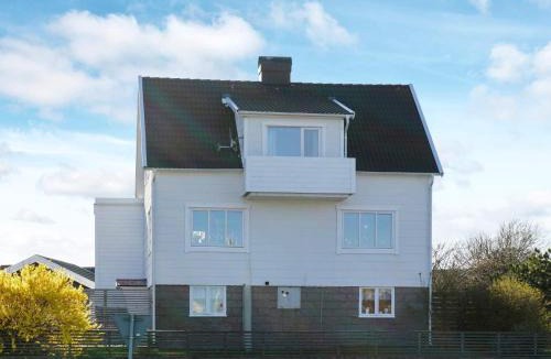 Kungshamn House | 4 person holiday home in KUNGSHAMN-By Traum