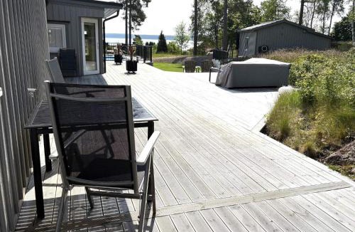 Sorbo House | 4 person holiday home in Frändefors