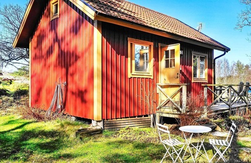 Ellos House | 4 person holiday home in Ellös