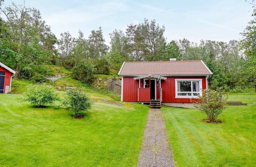 Orust Municipality House | 4 person holiday home in HENÅN