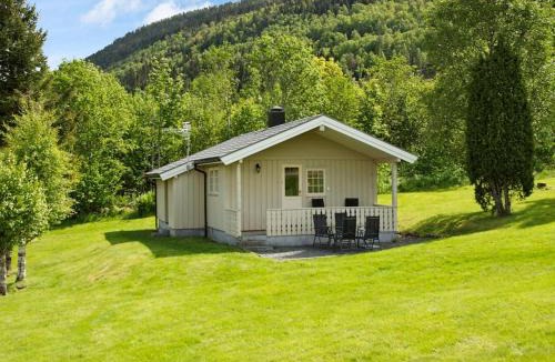 Stryn House | 4 person holiday home in Utvik-By Traum