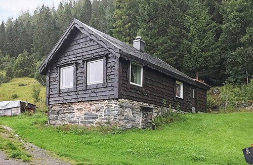 Vagsoy House | 4 person holiday home in Bryggja-By Traum