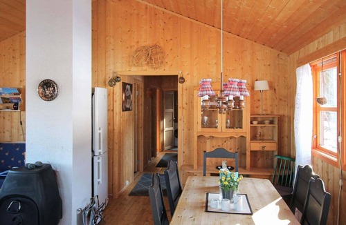 Naeroy House | 4 person holiday home in Foldereid