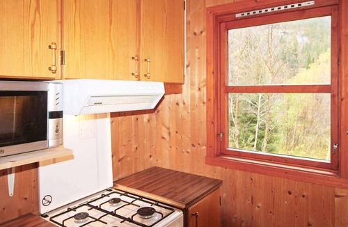 Naeroy House | 4 person holiday home in Foldereid