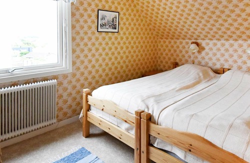 Kungshamn House | 4 person holiday home in HOVENäSET